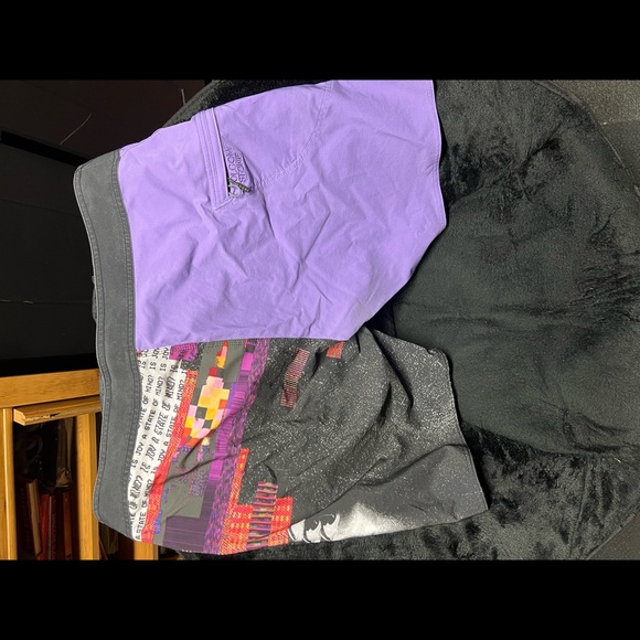 Volcom board swim shorts size 38 - Picture 3 of 3